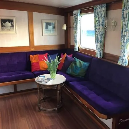 Elodie أمستردام